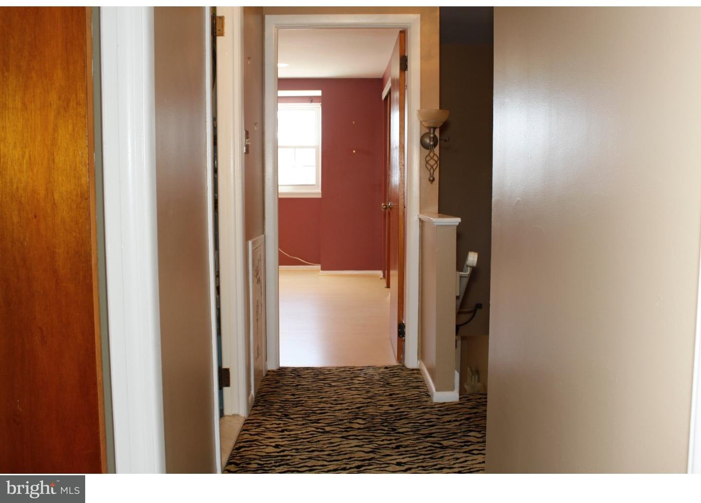 1320 Rainer Road Brookhaven, PA 19015 - Photo 7 of 9 Hallway