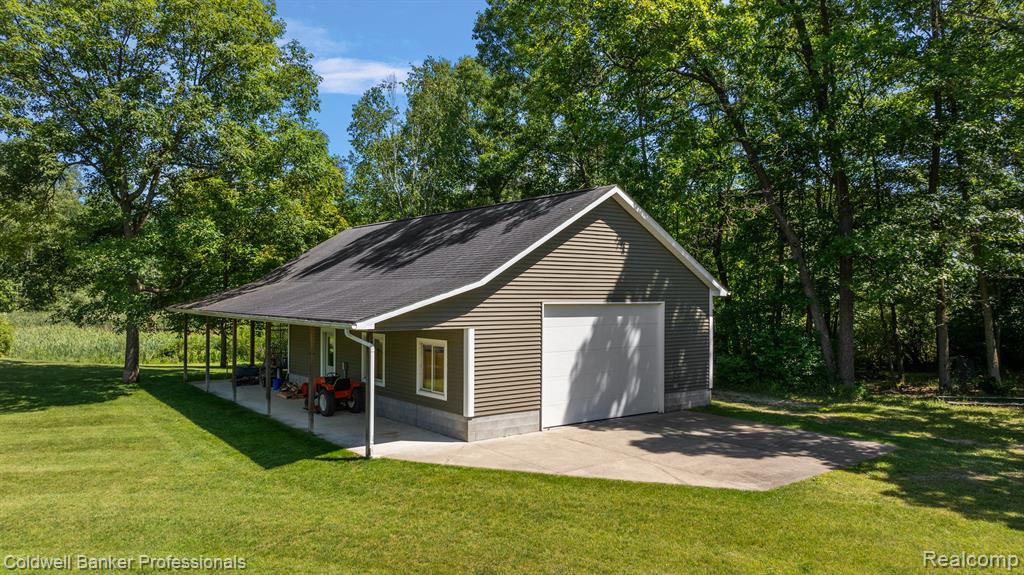 3769 Scholtz Road Lapeer, MI 48446 - Photo 8 of 46