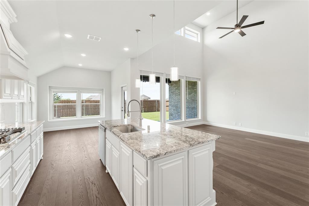 1141 Hitching Post Way Oak Point, TX 75068 - Photo 18 of 36