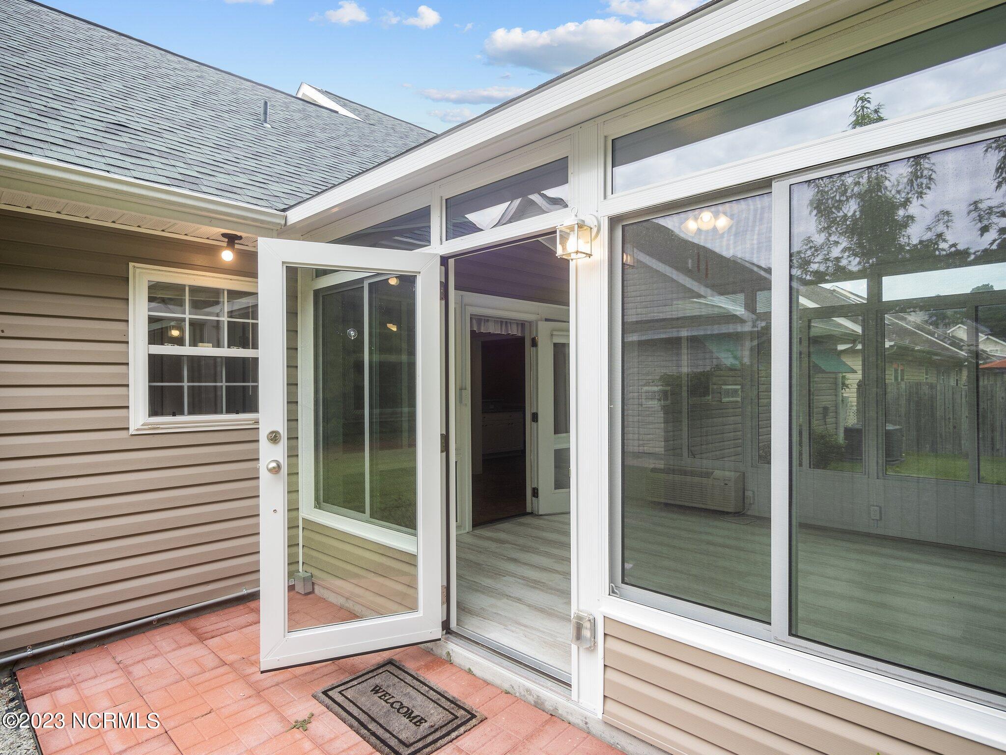 328 Neuchatel Road New Bern, NC 28562 - Photo 48 of 52 48-web-or-mls-P8108881