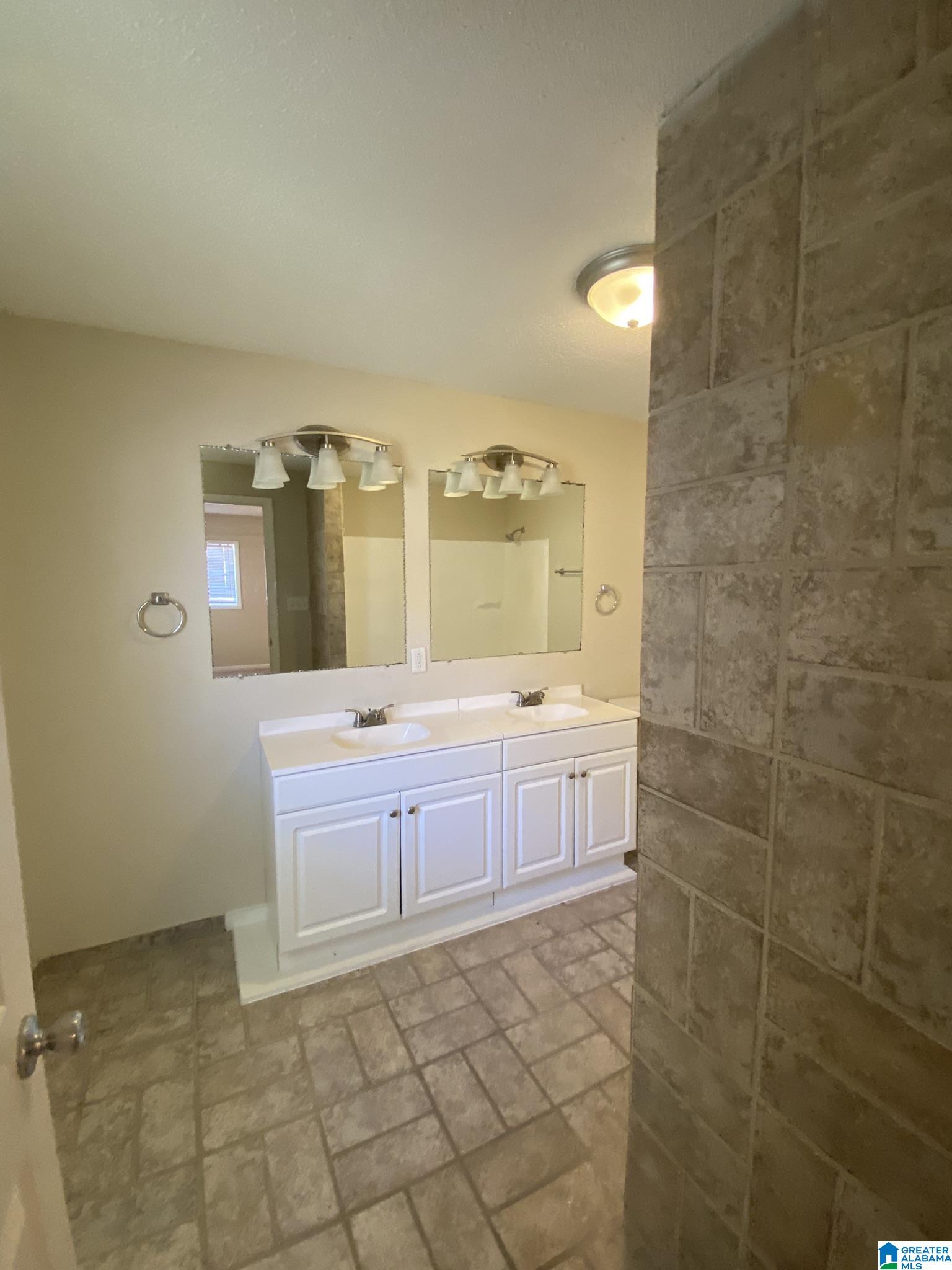 3225 Wenonah Road Southwest Birmingham, AL 35211 - Photo 24 of 34