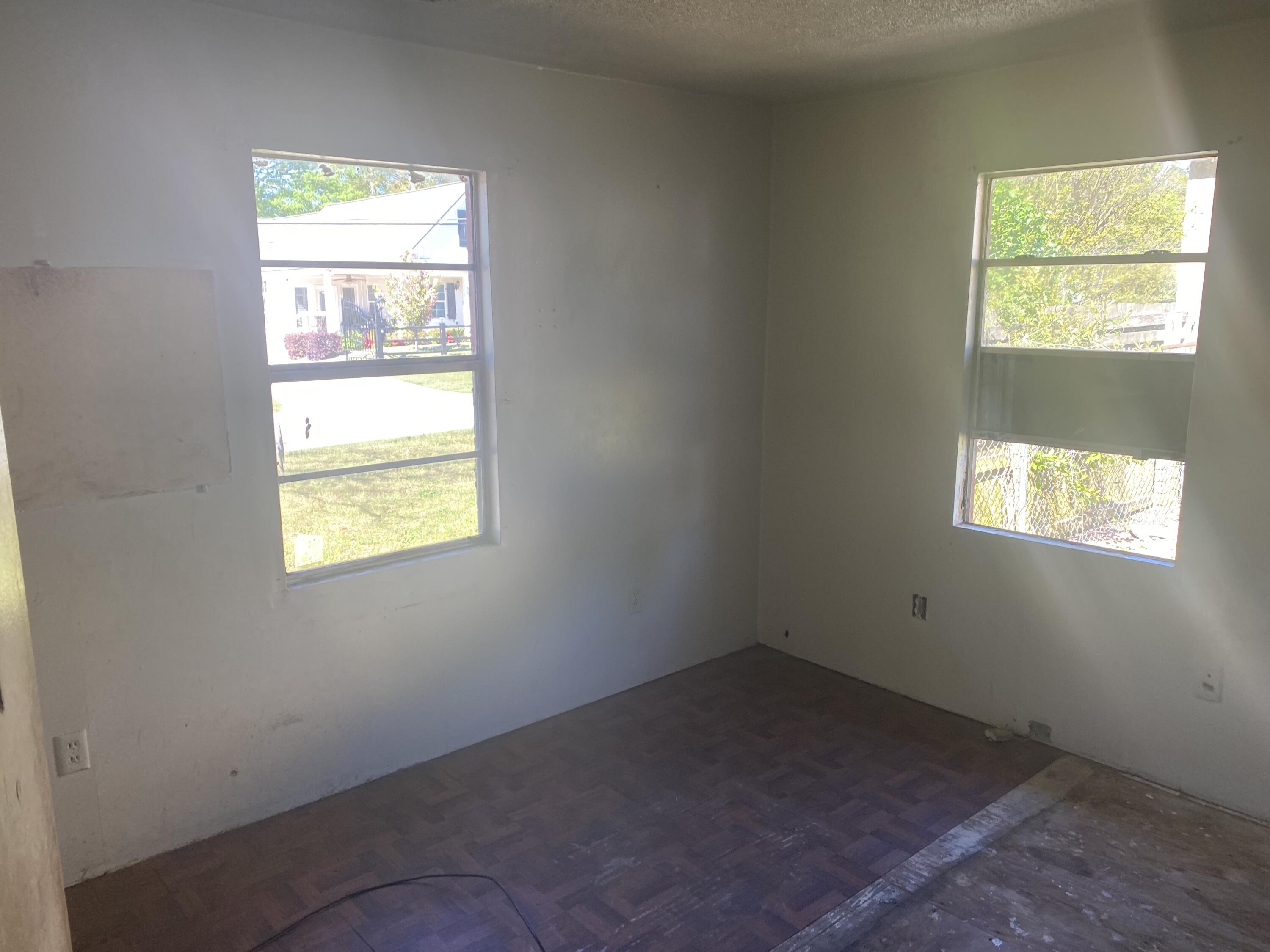 2134 Bayvale Road Augusta, GA 30909 - Photo 6 of 13 IMG_3623