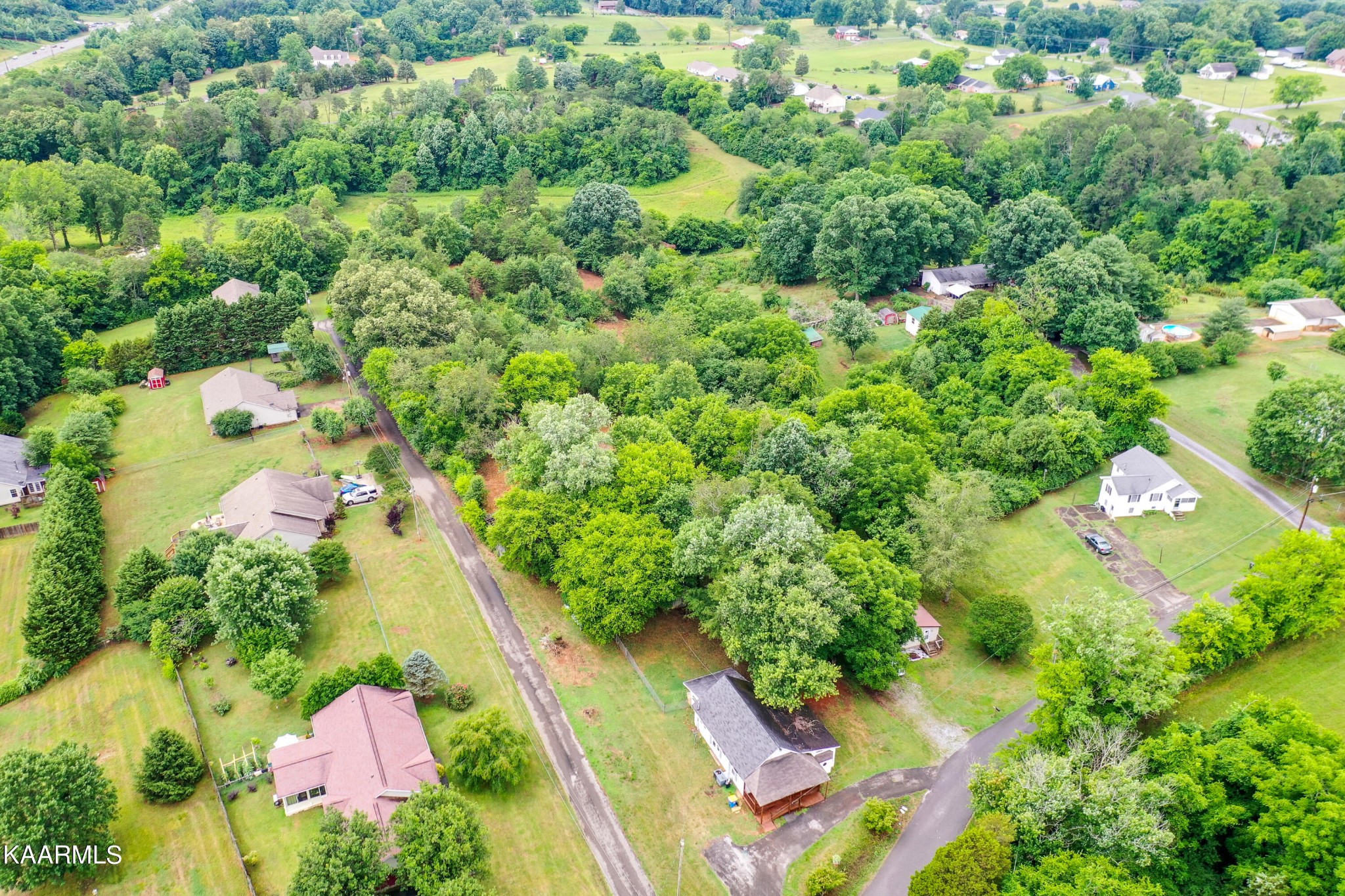135 North Clover Hill Ridge Road Maryville, TN 37801 - Photo 29 of 58 Gallery Image 29
