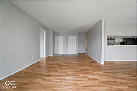 $112,000 | 5022 Allisonville Road, Unit E, Indianapolis, IN 46205