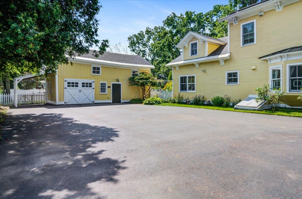 29 Maple Street Essex Junction, VT 05452 - Photo 42 of 60