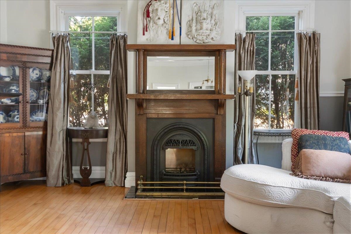 29 Maple Street Essex Junction, VT 05452 - Photo 6 of 60