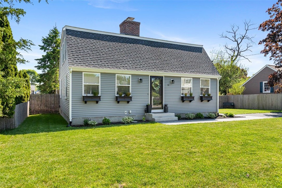 12 Highview Avenue Warren, RI 02885 - Photo 1 of 47