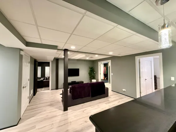 $9,750 | 354 Baltimore Drive, Vernon Hills, IL 60061