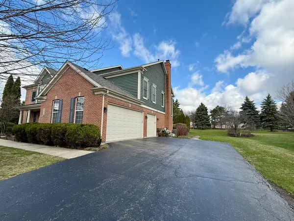 $9,750 | 354 Baltimore Drive, Vernon Hills, IL 60061