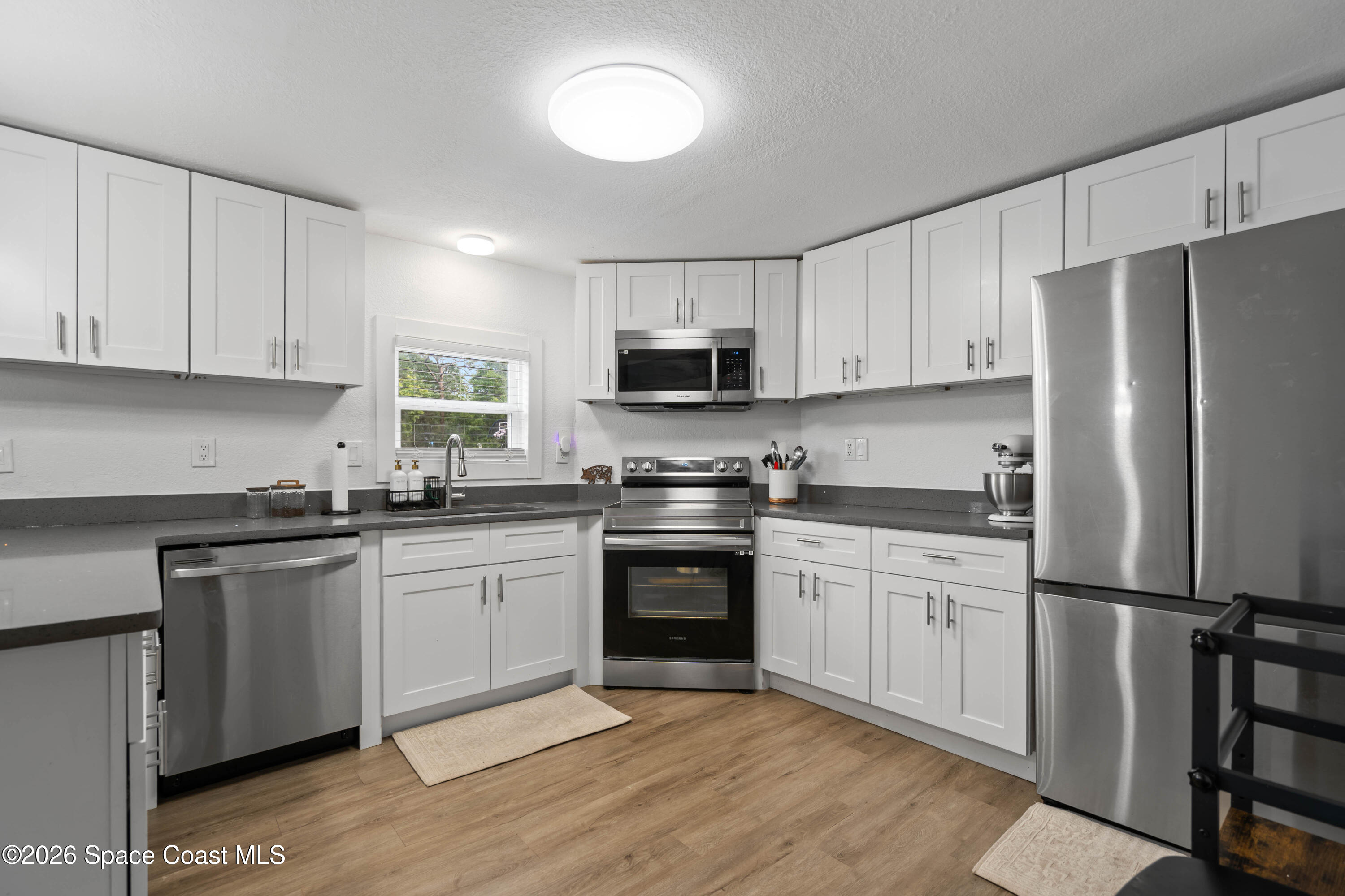 9025 Lincoln Road St. Cloud, FL 34773 - Photo 5 of 53 DSC04473