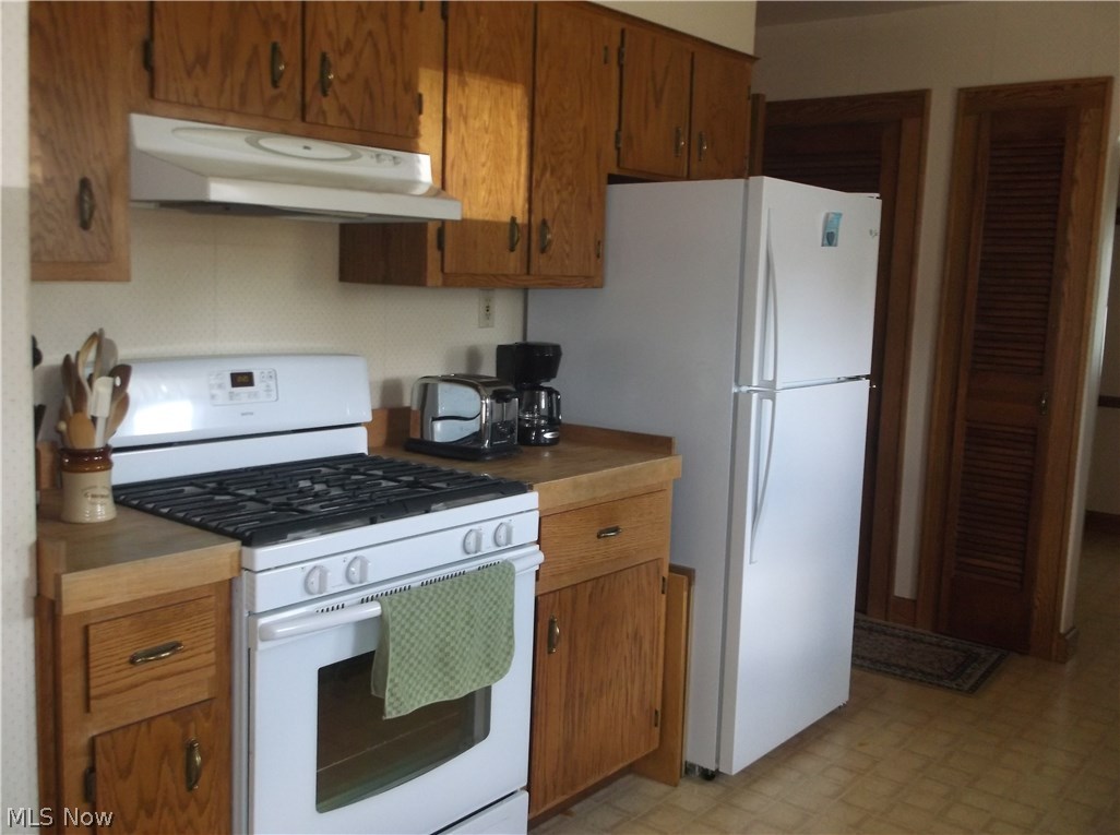 525 Stanley Road Akron, OH 44312 - Photo 5 of 9
