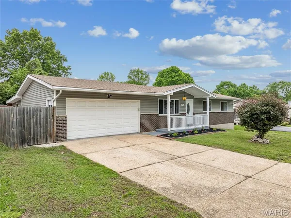 $324,900 | 2796 Corral Estates, Arnold, MO 63010
