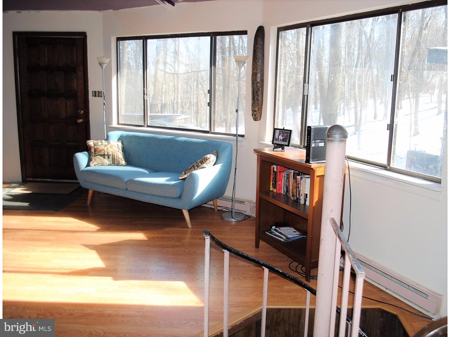 2795 Dark Hollow Road Jamison, PA 18929 - Photo 6 of 19 Living Room