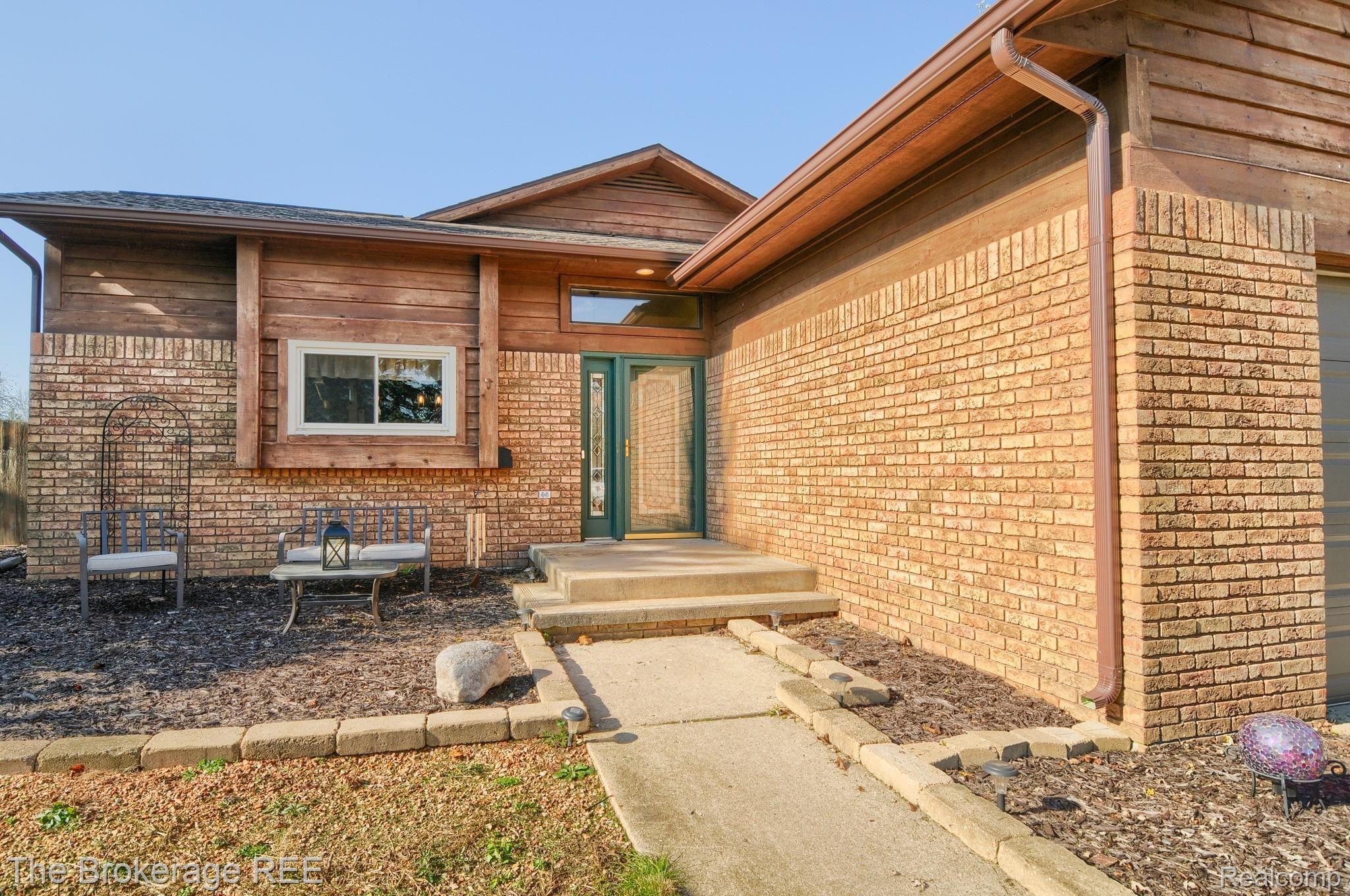 8422 Ridge Road Goodrich, MI 48438 - Photo 2 of 46 DSC_0871-HDR(5).jpg