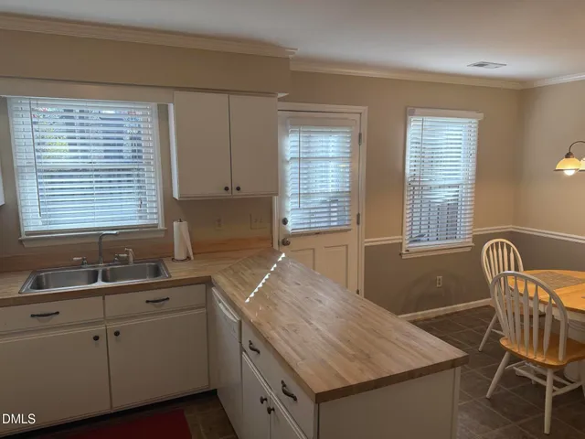 $1,500 | 5607 Hamstead Crossing, Raleigh, NC 27612