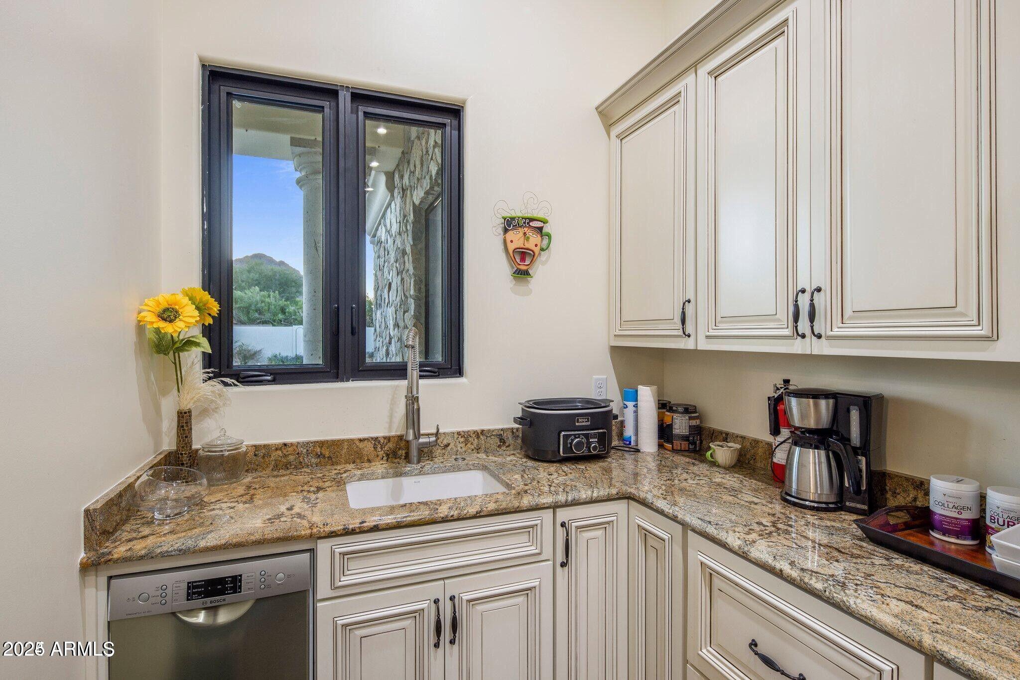 5508 North Quail Run Road Paradise Valley, AZ 85253 - Photo 15 of 81 AP 29