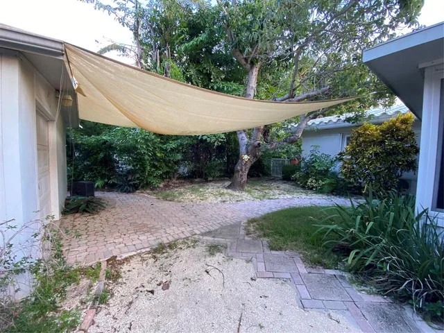 $3,950 | 1049 Van Buren Street, Hollywood, FL 33019