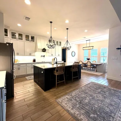 $830,000 | 304 Buffalo Trail, Liberty Hill, TX 78642