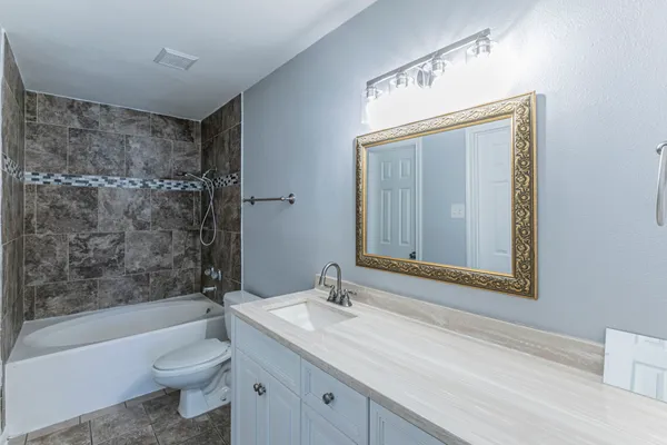 $1,600 | 9411 Valley Moss, San Antonio, TX 78250