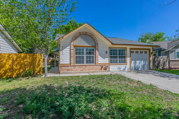 $1,600 | 9411 Valley Moss, San Antonio, TX 78250