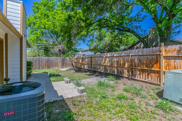 $1,600 | 9411 Valley Moss, San Antonio, TX 78250