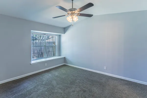 $1,600 | 9411 Valley Moss, San Antonio, TX 78250