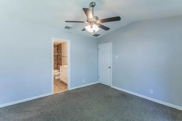 $1,600 | 9411 Valley Moss, San Antonio, TX 78250