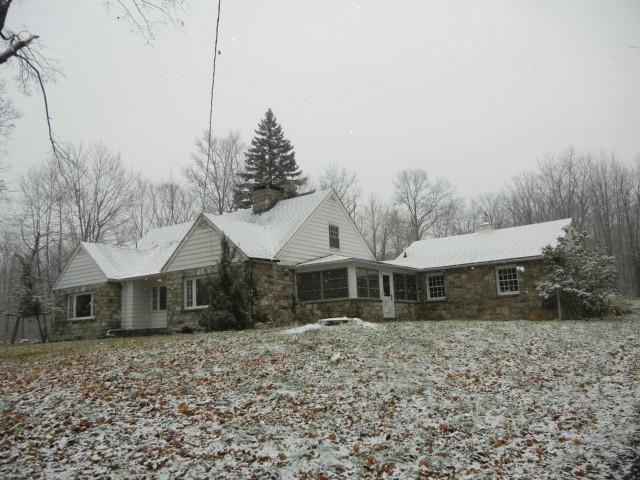 29 Farview Road Brookfield, CT 06804 - Photo 1 of 1 a view of a house with a yard