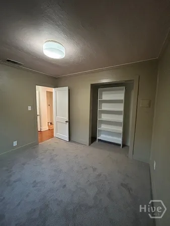 $2,500 | 613 Habersham Street, Savannah, GA 31401