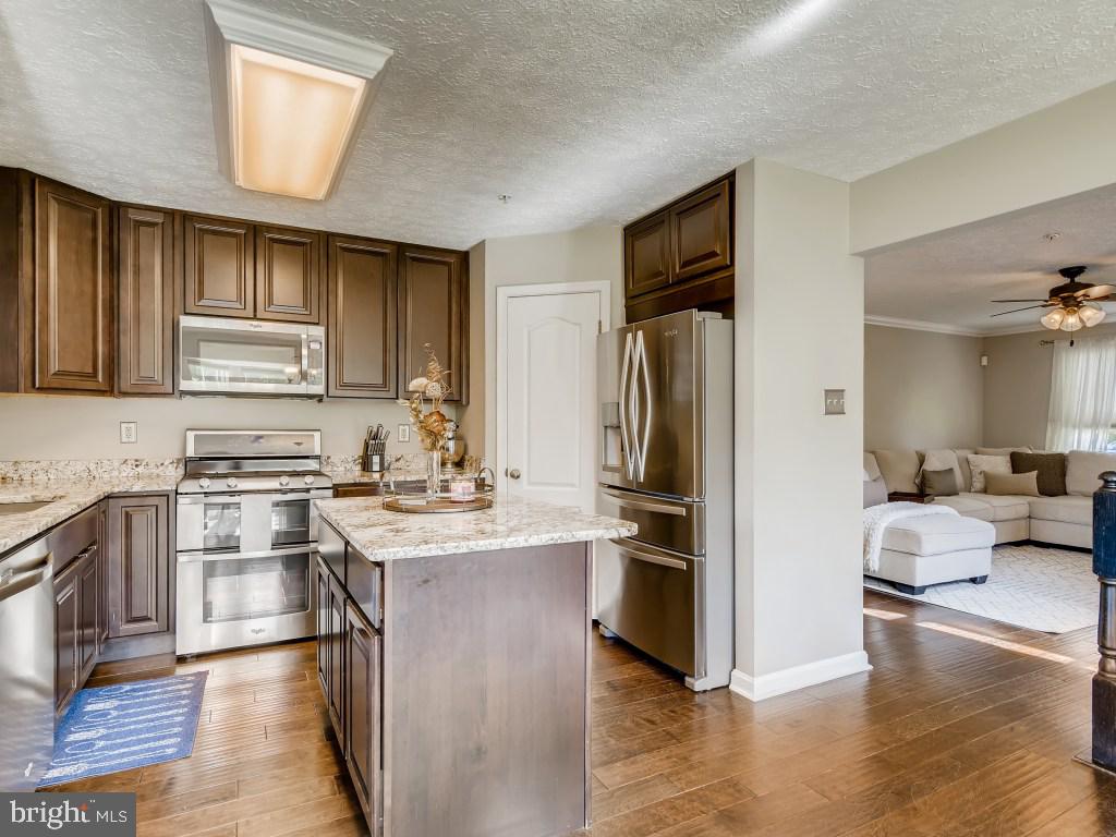 2122 Kyle Green Road Abingdon, MD 21009 - Photo 6 of 38 Kitchen is open to Living Room and Sunroom