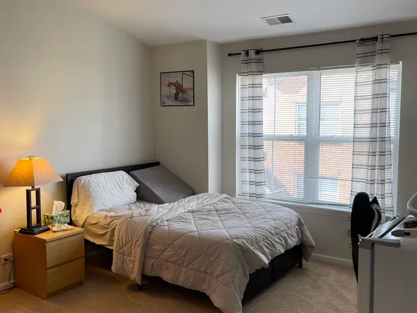 $2,700 | 1040 North Claremont Drive, Palatine, IL 60074