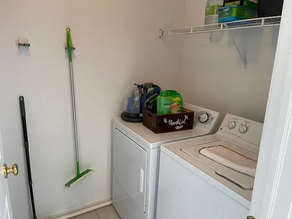 $2,700 | 1040 North Claremont Drive, Palatine, IL 60074