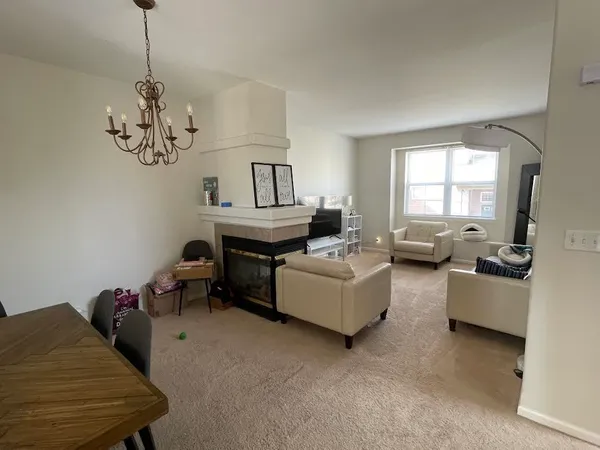 $2,700 | 1040 North Claremont Drive, Palatine, IL 60074