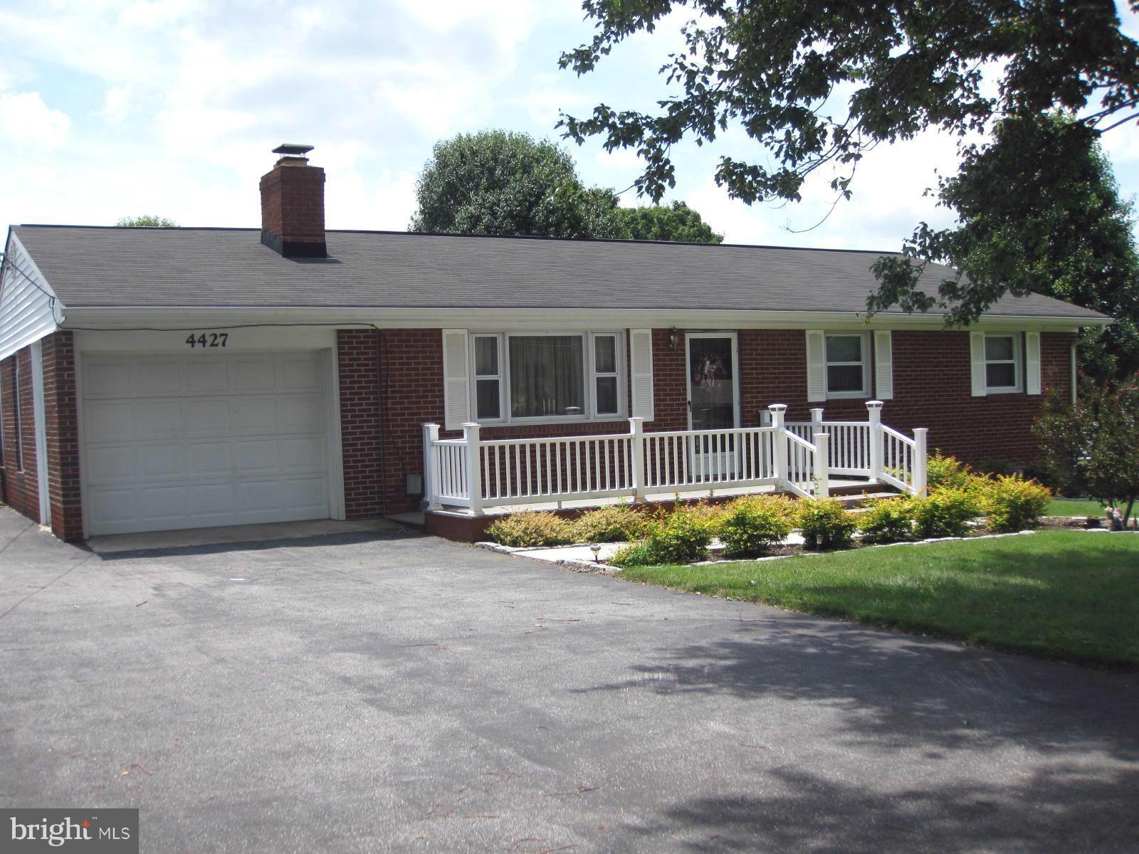 4427 Valley View Road Middletown, MD 21769 - Photo 2 of 27 SOLID all brick construction
