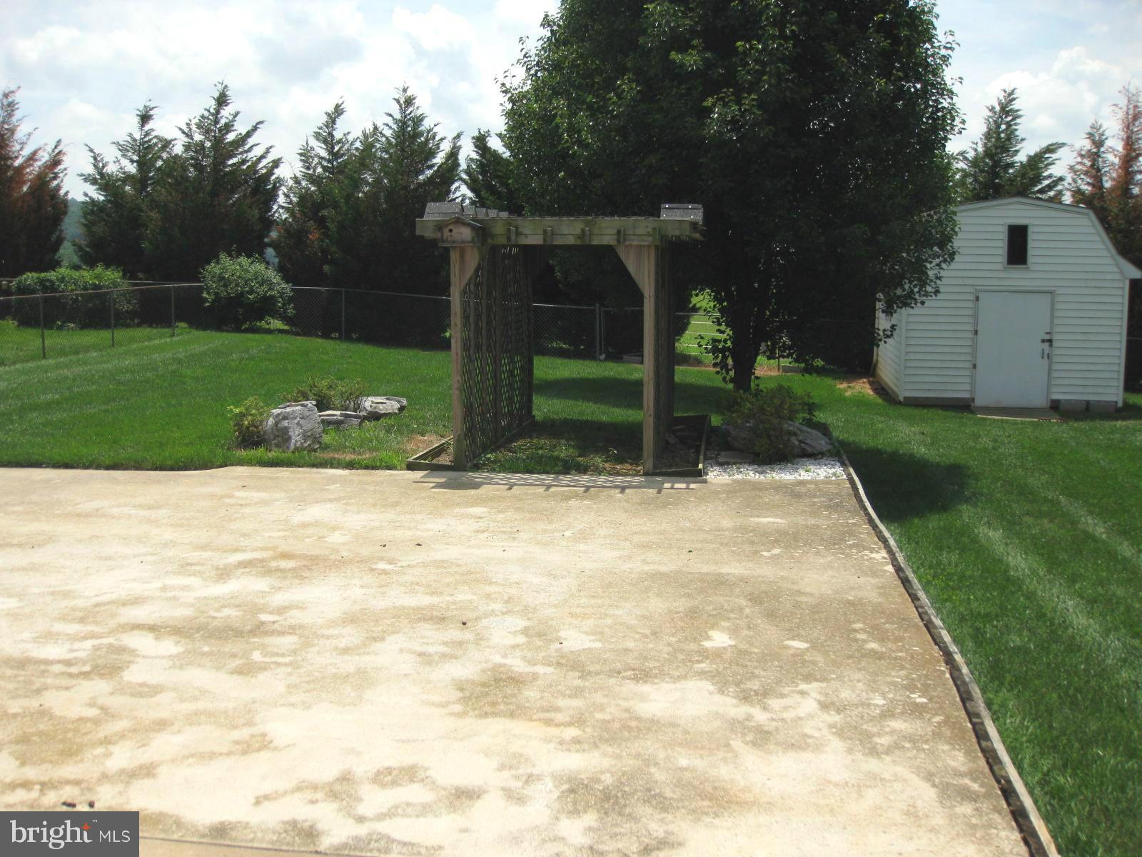 4427 Valley View Road Middletown, MD 21769 - Photo 25 of 27 cement patio