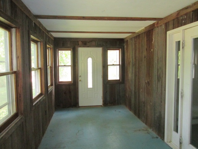 2600 East Stewart Road Midland, MI 48640 - Photo 9 of 14