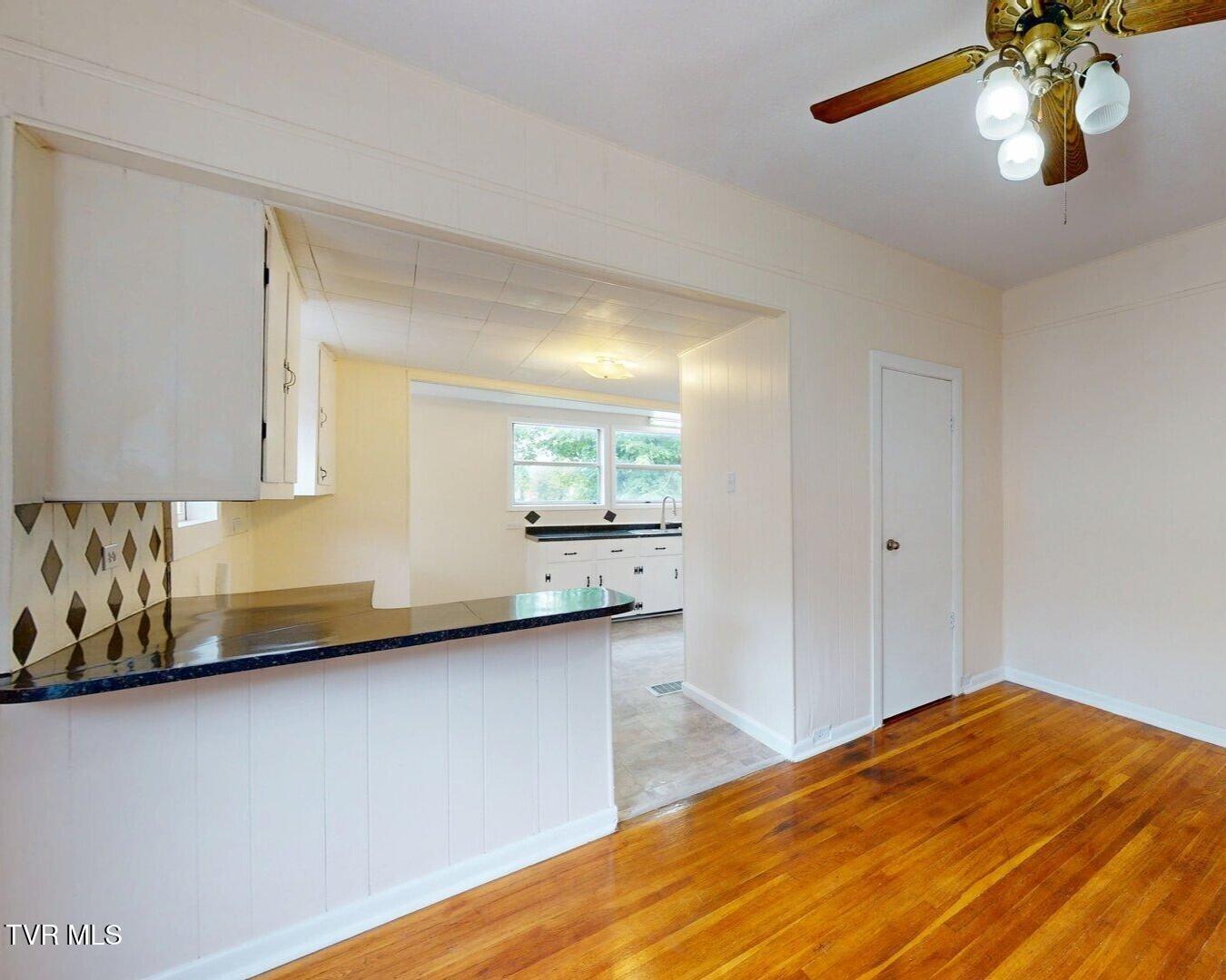 508 North Irish Street Greeneville, TN 37745 - Photo 19 of 41 20a