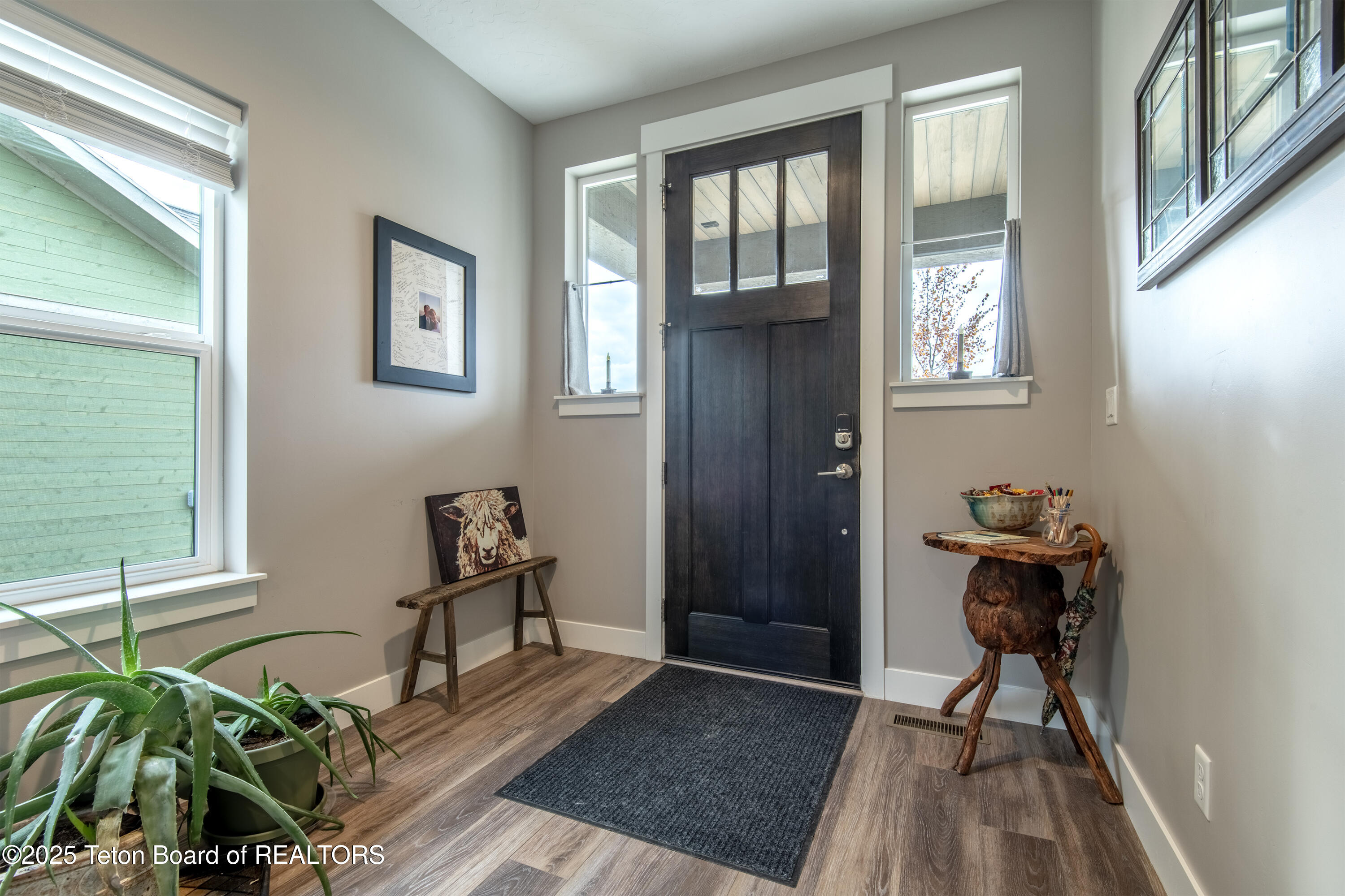 146 Swallowtail Drive Victor, ID 83455 - Photo 13 of 42 12 foyer