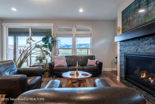 $1,095,000 | 146 Swallowtail Drive, Victor, ID 83455