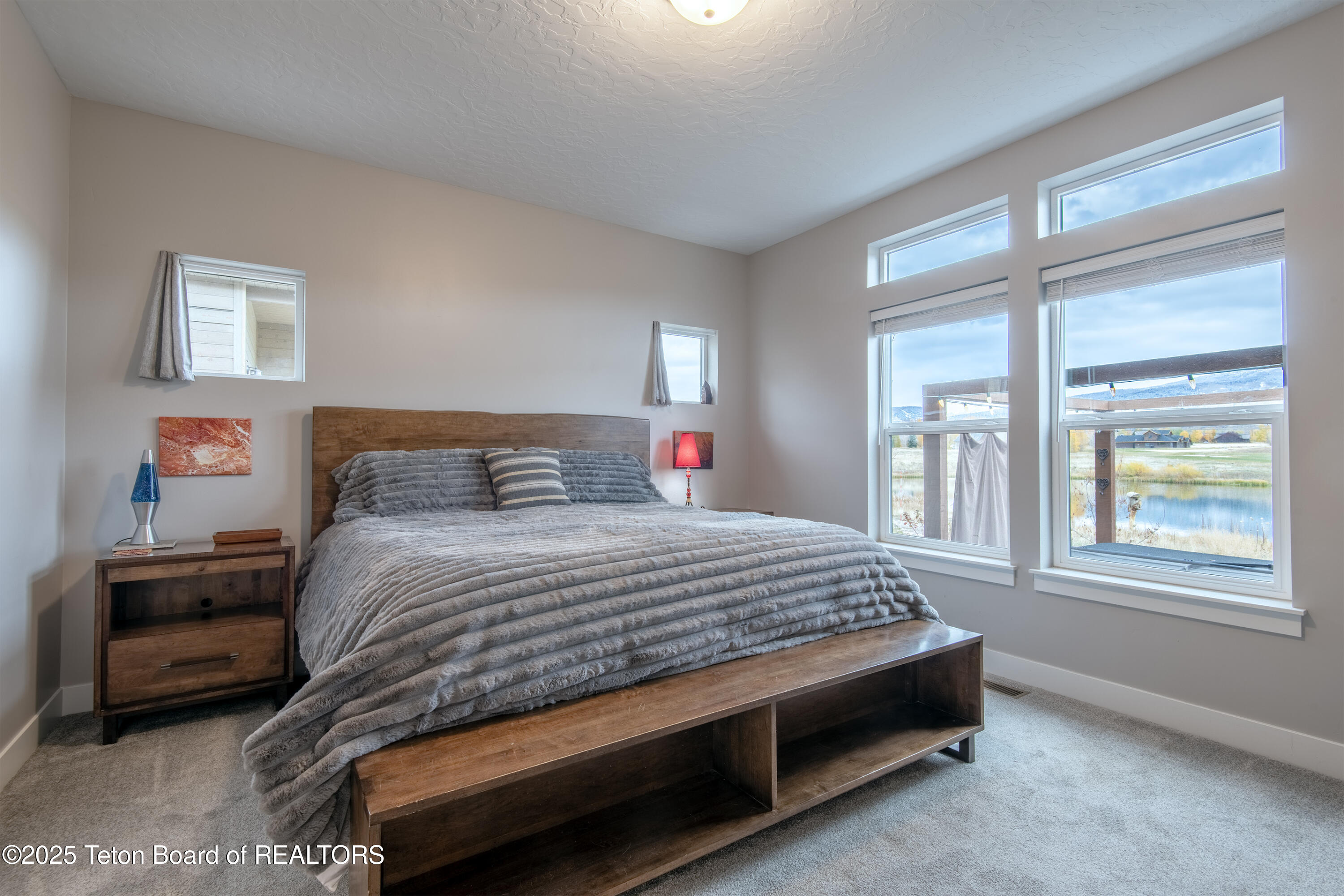 146 Swallowtail Drive Victor, ID 83455 - Photo 18 of 42 17 Main level primary BR