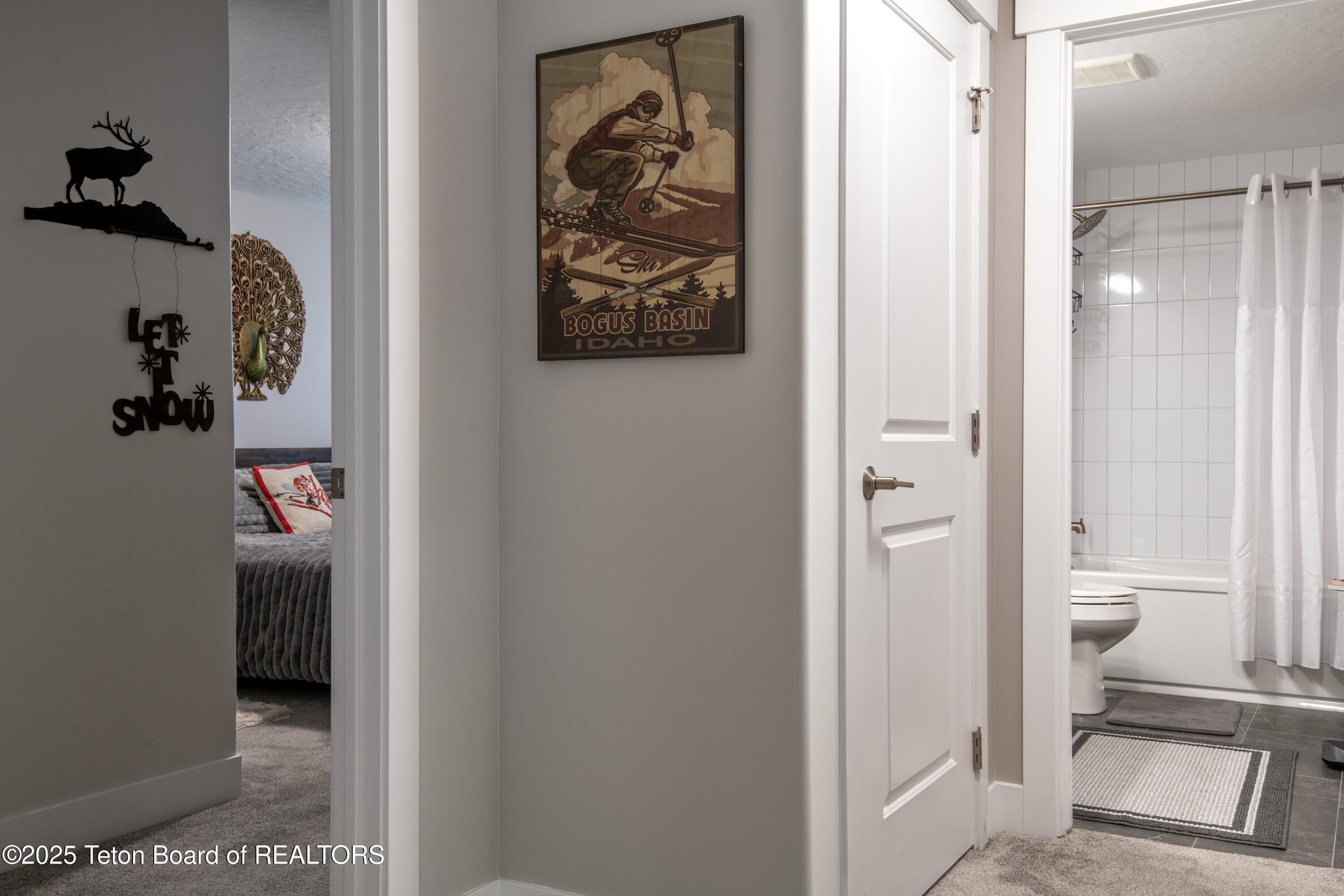 146 Swallowtail Drive Victor, ID 83455 - Photo 27 of 42 26 hall bath location lower level