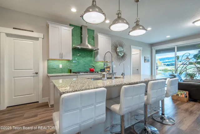 $1,095,000 | 146 Swallowtail Drive, Victor, ID 83455