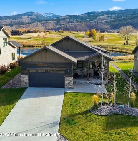 $1,095,000 | 146 Swallowtail Drive, Victor, ID 83455