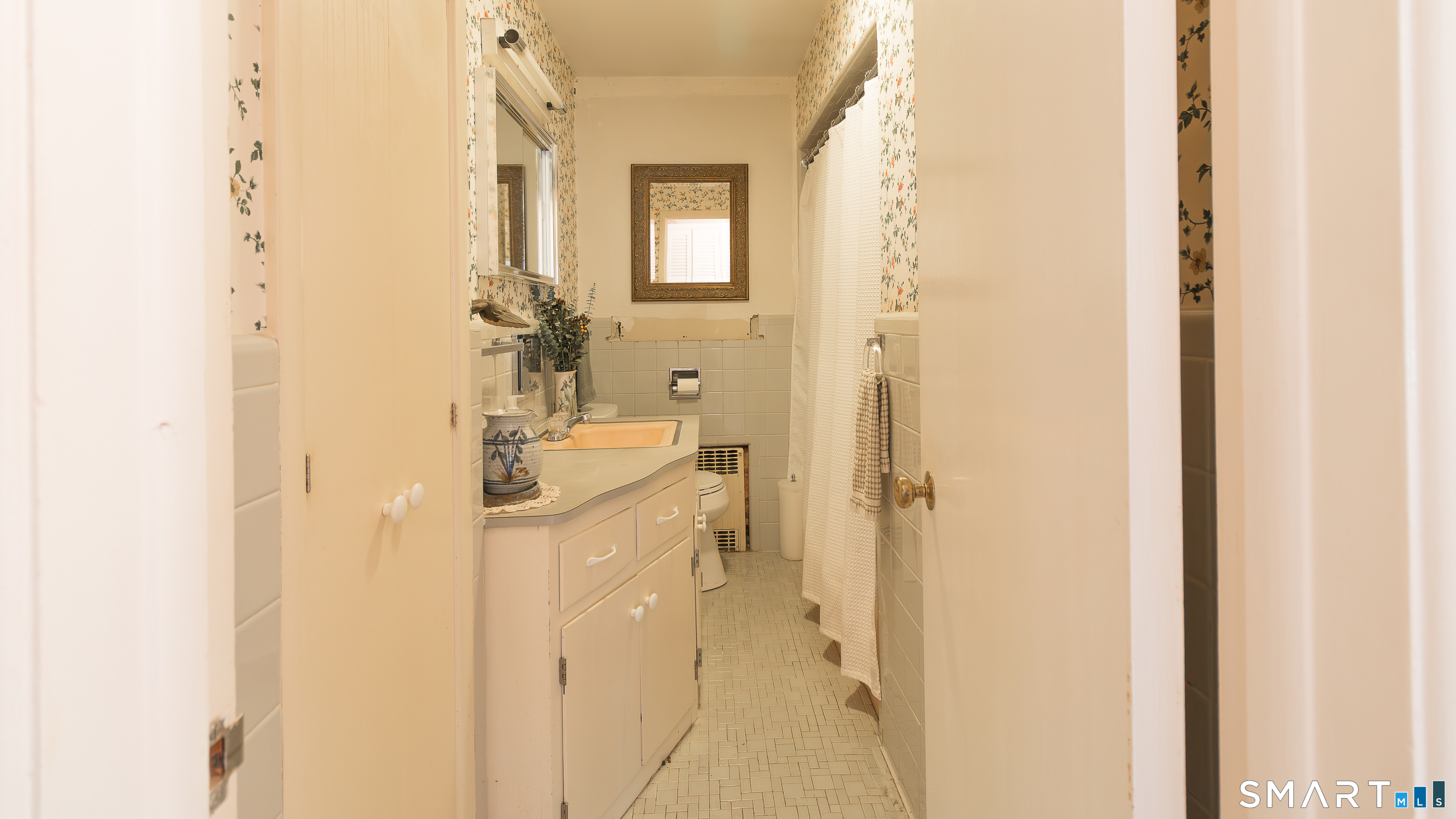575 Church Hill Road Fairfield, CT 06825 - Photo 18 of 27
