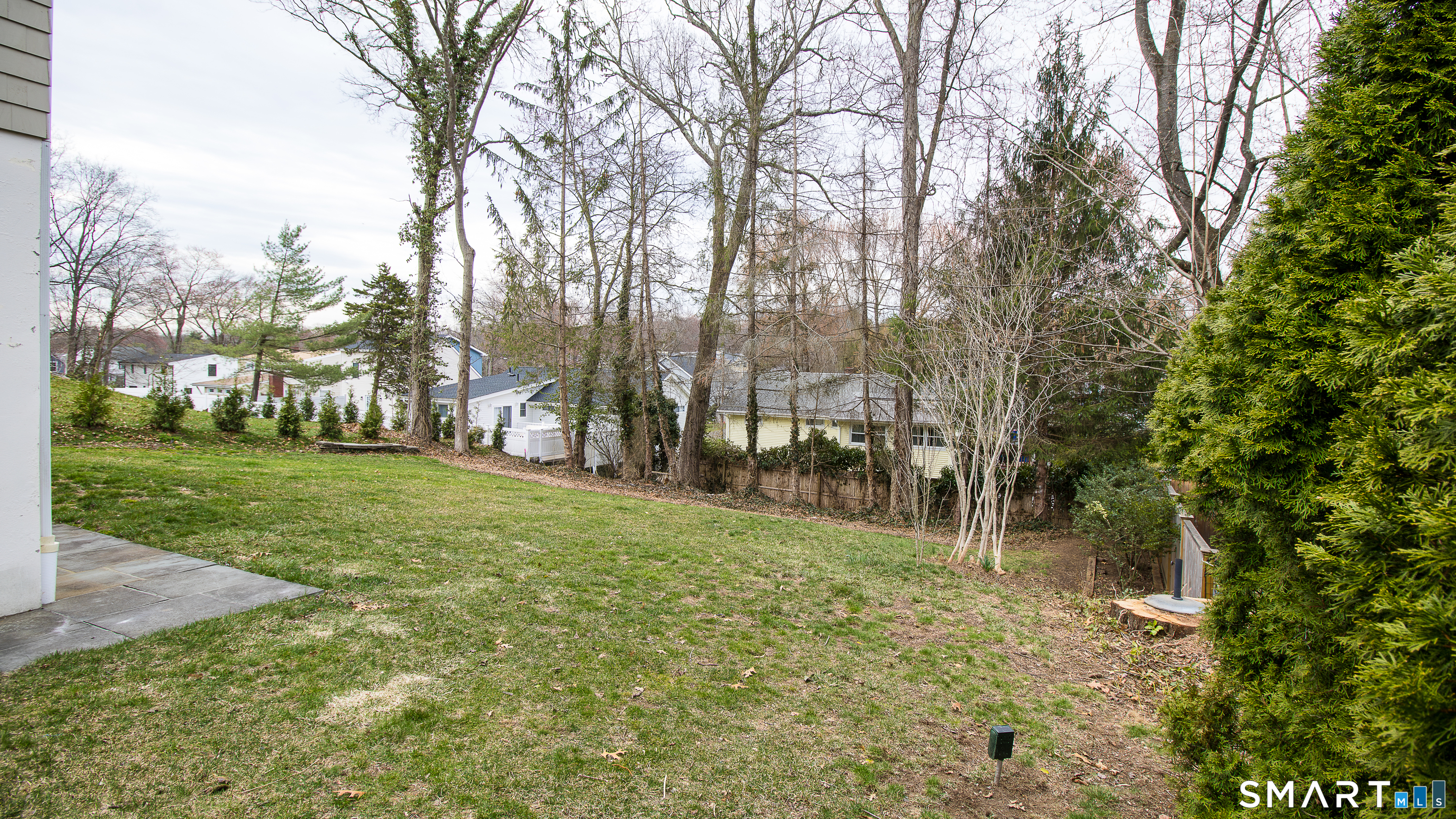 575 Church Hill Road Fairfield, CT 06825 - Photo 23 of 27