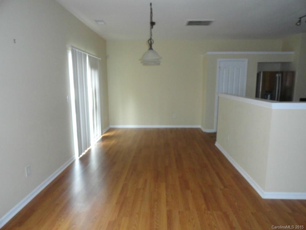 7017 Sunman Road Charlotte, NC 28216 - Photo 6 of 18
