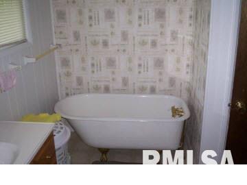508 South State Street Christopher, IL 62822 - Photo 9 of 17 Gallery Image 9