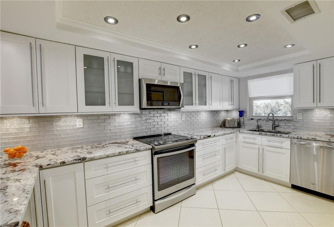 1001 East Camino Real, Unit 203 Boca Raton, FL 33432 - Photo 4 of 35 Photo 4