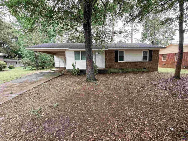 $1,500 | 227 Hunt Street, Fort Valley, GA 31030