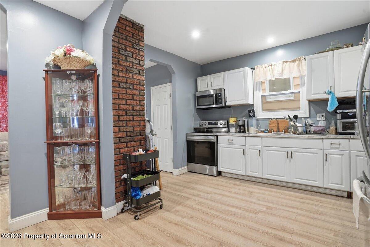 220 Ferdinand Street Scranton, PA 18508 - Photo 14 of 32 14-220_Ferdinand_013